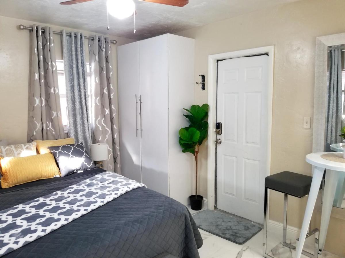 Glam Private Studio 4 Miles From Beach Hollywood Exterior foto