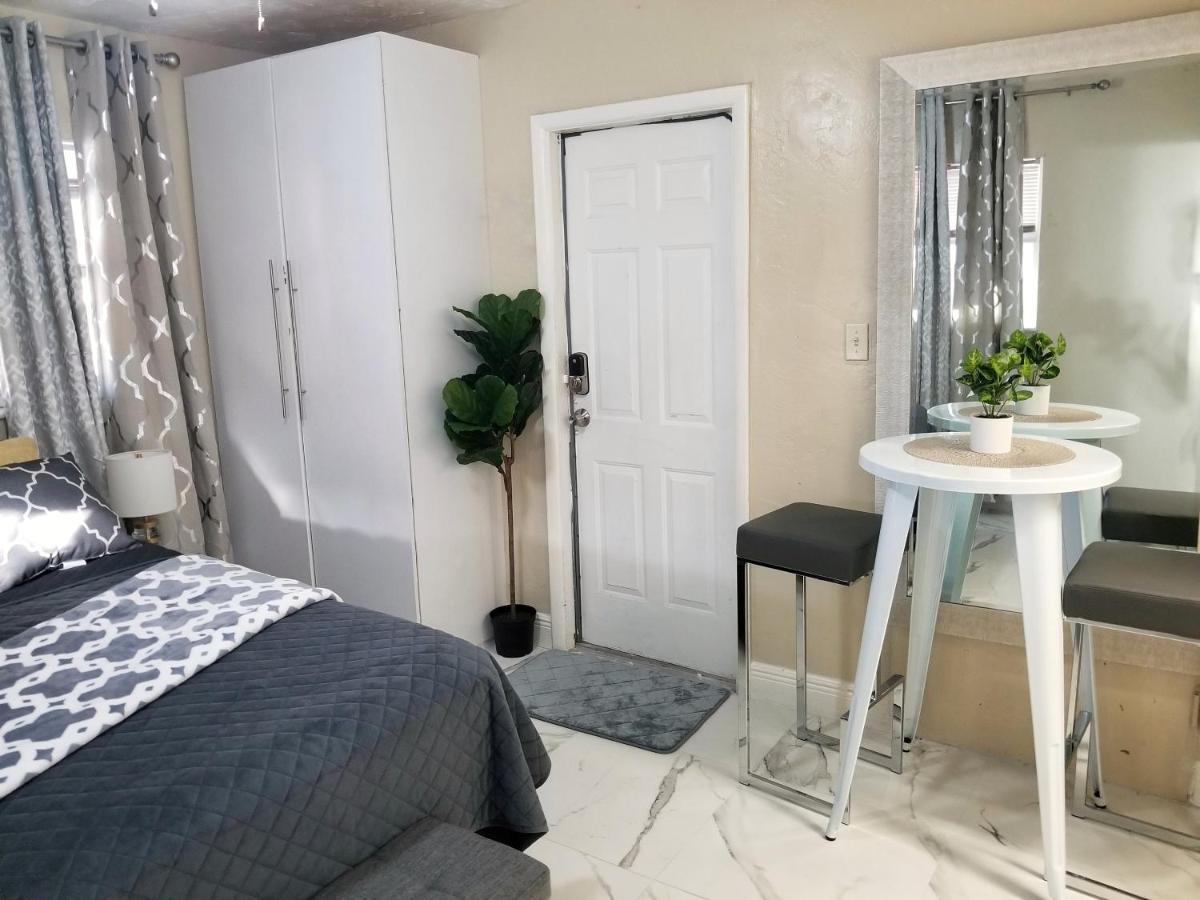 Glam Private Studio 4 Miles From Beach Hollywood Exterior foto
